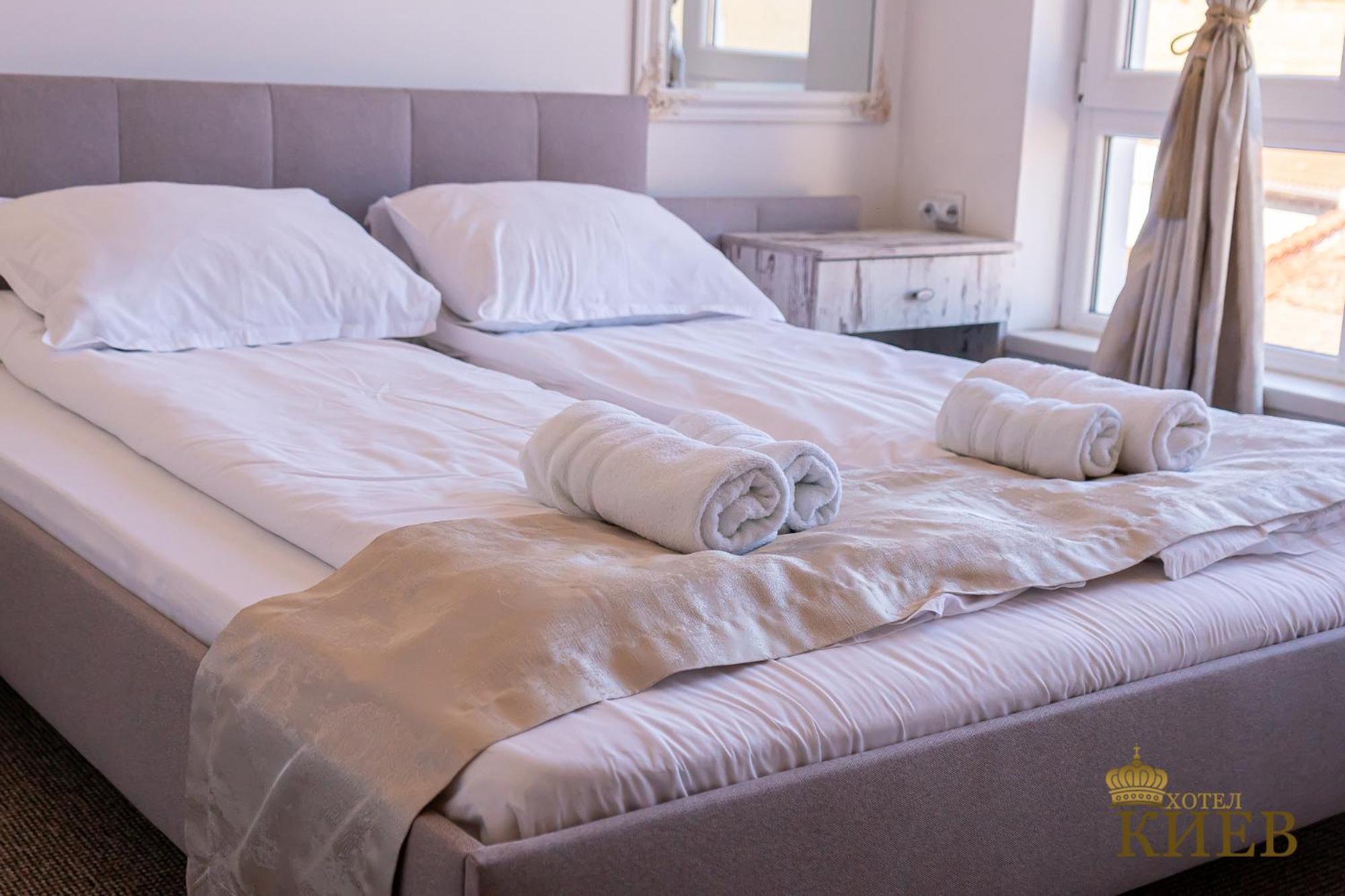 Hotel Kiev Велико-Тырново Экстерьер фото