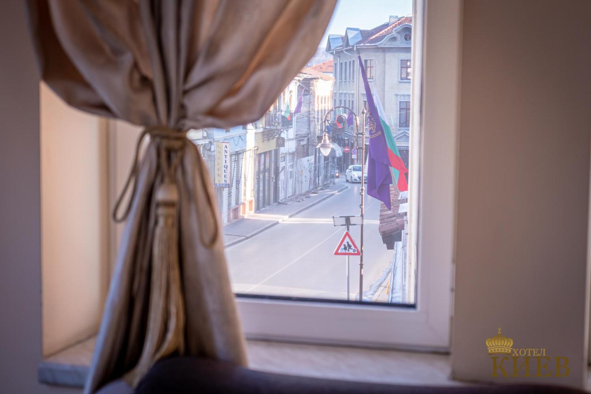 Hotel Kiev Велико-Тырново Экстерьер фото
